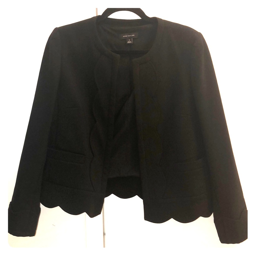 Ann Taylor Black Scalloped Blazer - Sz M